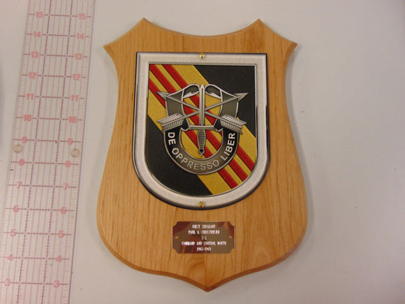 5th Special Forces Group Flash (Vietnam and Present) Wooded Plaque with Your Engraving Information.